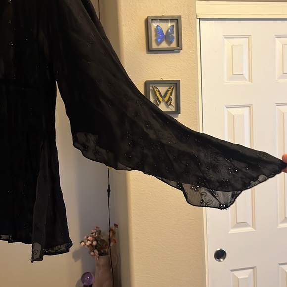 Vintage Temptation Top - Picture 2 of 5